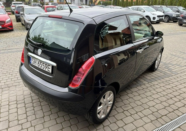 Lancia Ypsilon cena 9900 przebieg: 129000, rok produkcji 2005 z Wejherowo małe 172